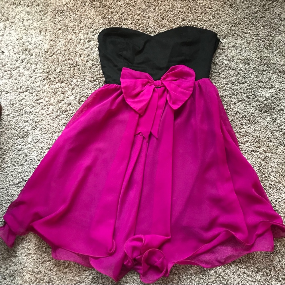 Strapless magenta dress